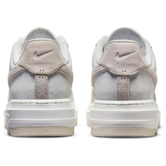Nike Air Force 1 Luxe